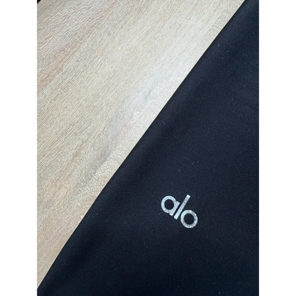 Alo Yoga SET Airlift 7/8 Length Leggings AND Wellness Ribbed Bra in Black XS